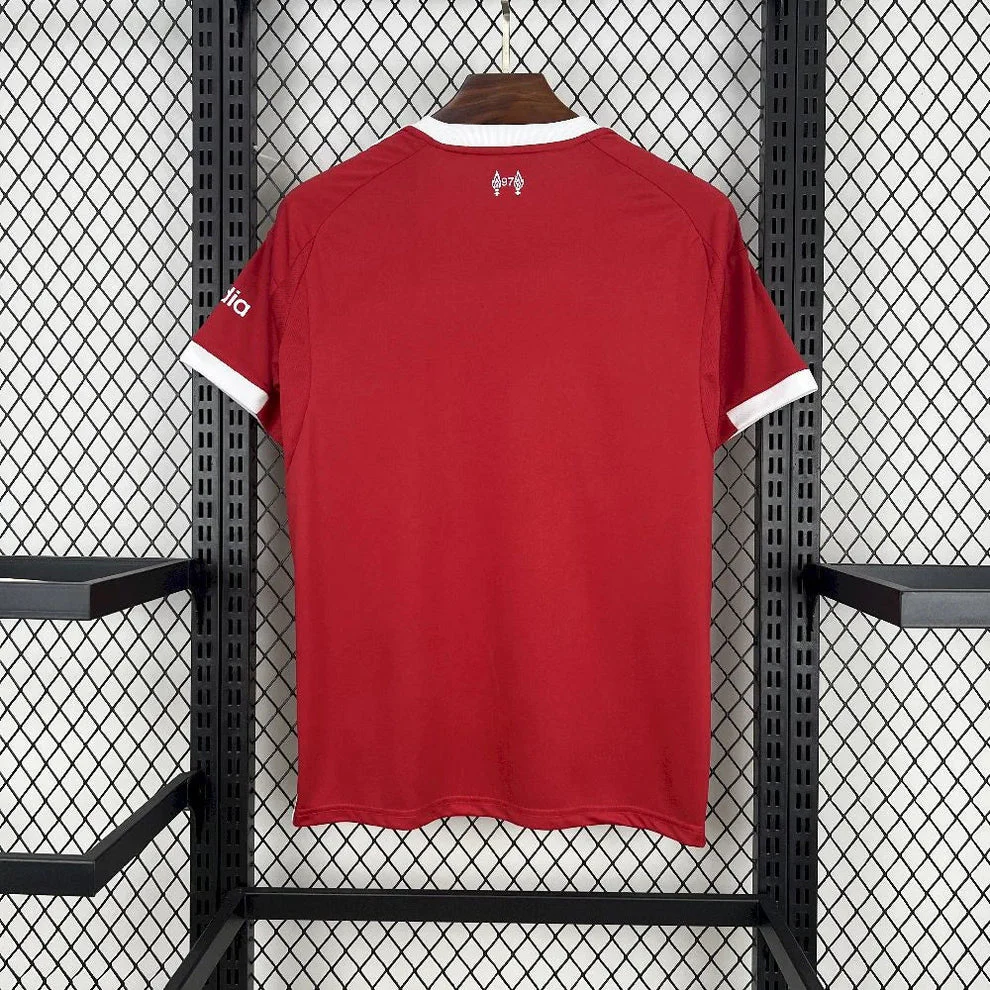 2025/2026 Liverpool Home Football Shirt alternate view