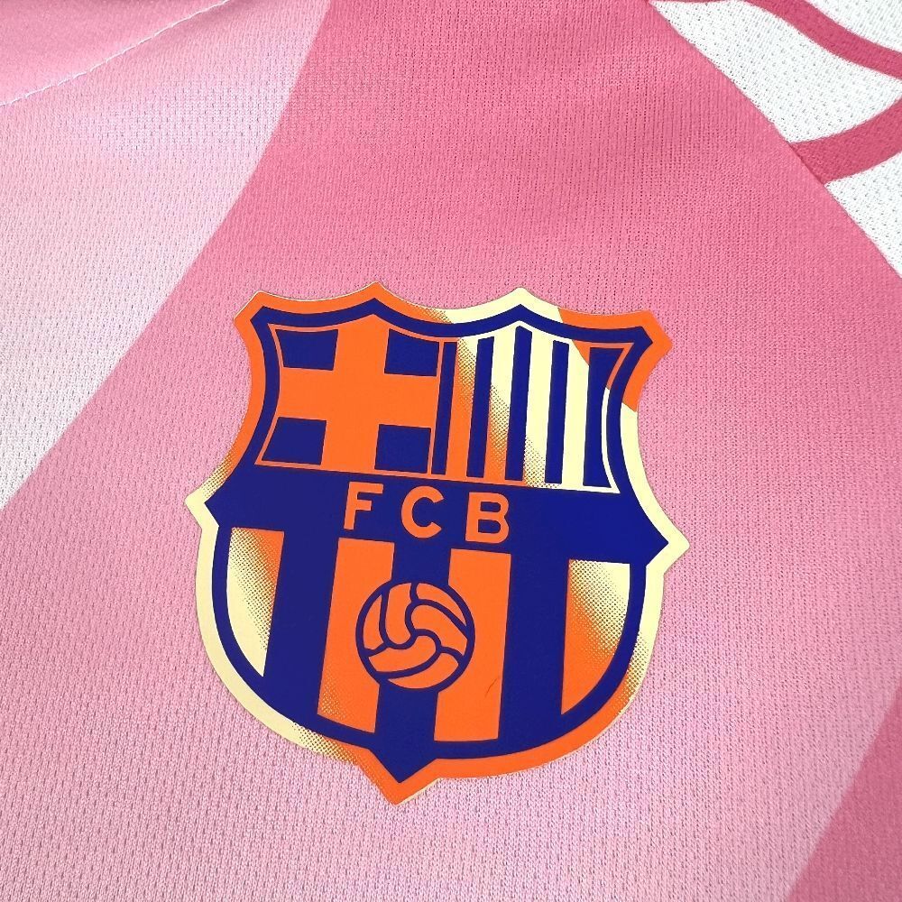 Barcelona Pink Wings Kit alternate view