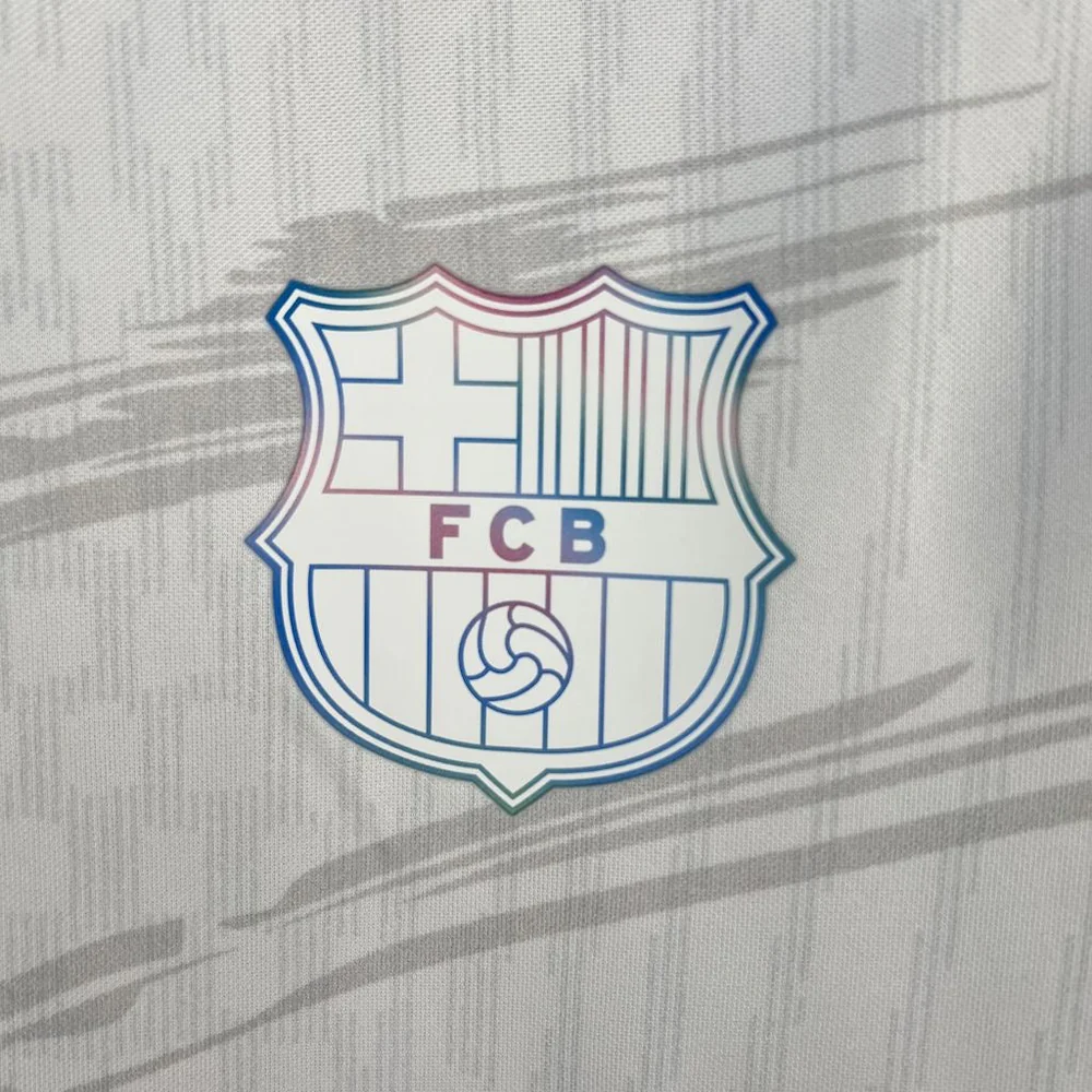 Barcelona White Chrome Kit 6