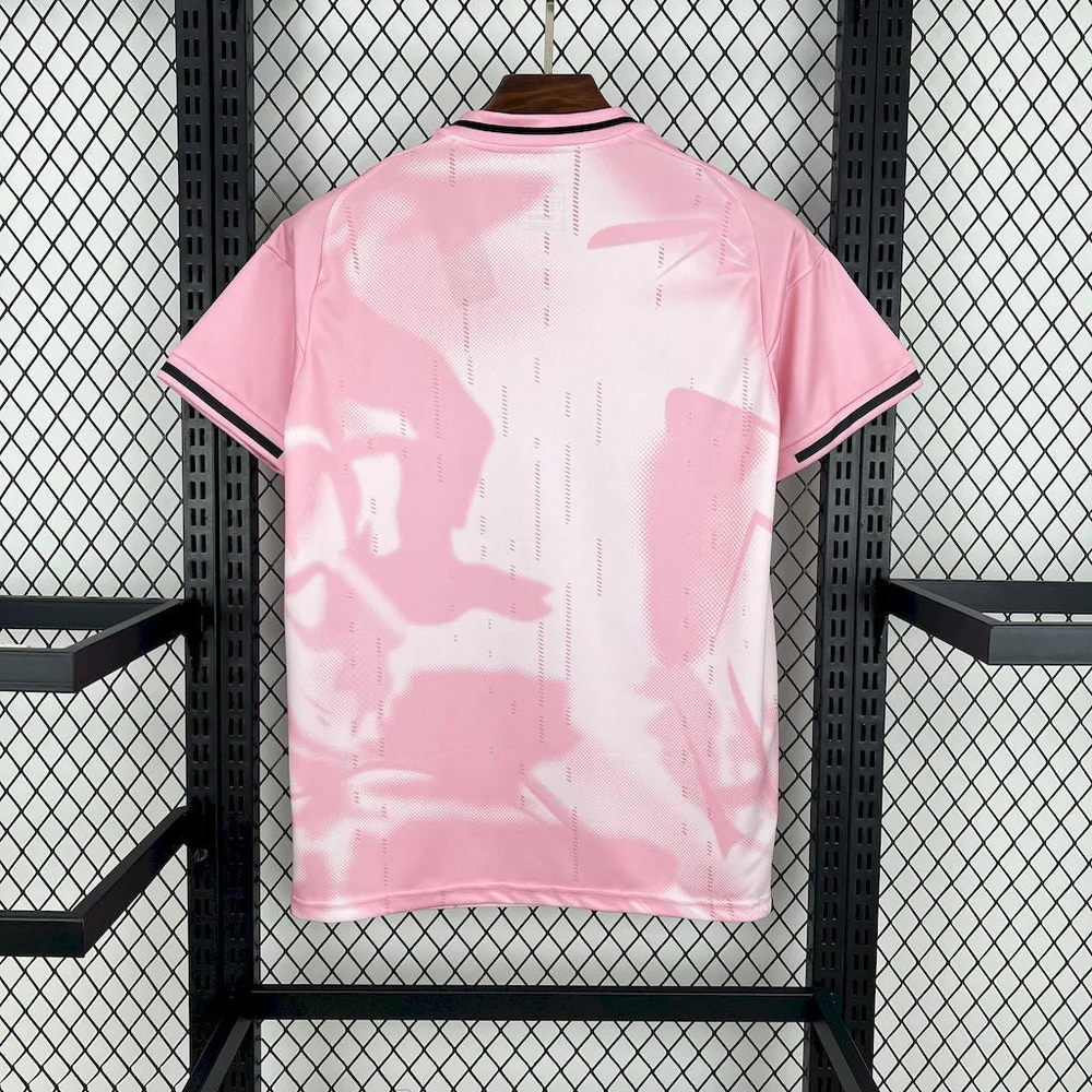 Real Madrid Pink Dream Kit 6