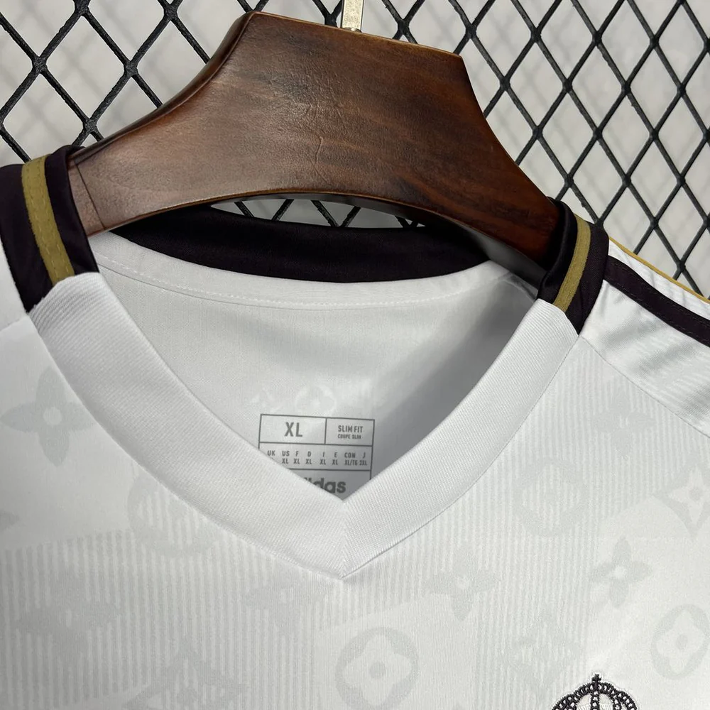 Real Madrid X LV White Kit 4