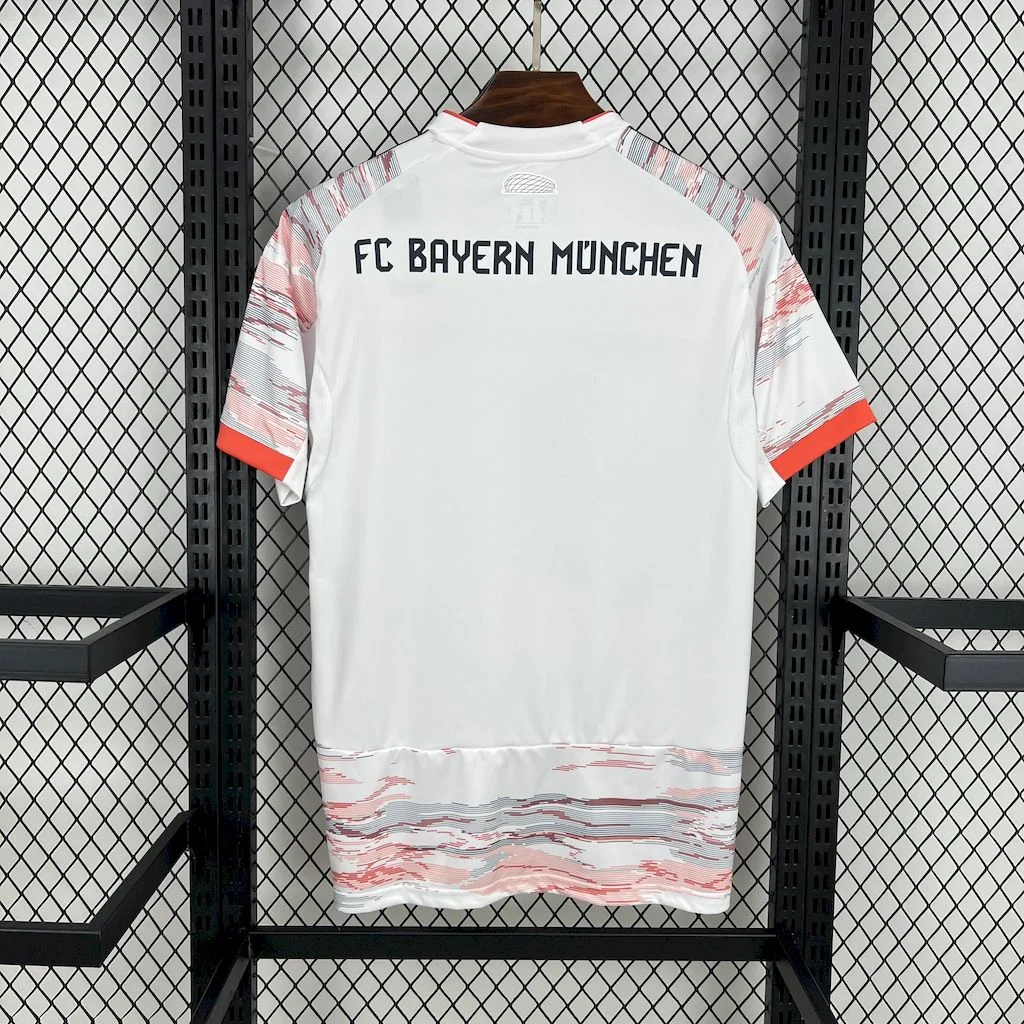 2025/2026 Bayern Munchen Away Football Shirt alternate view