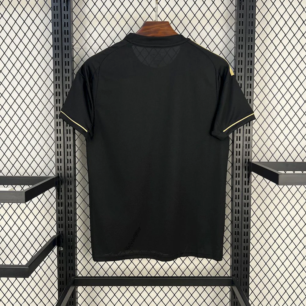Liverpool Black Gold Kit 4