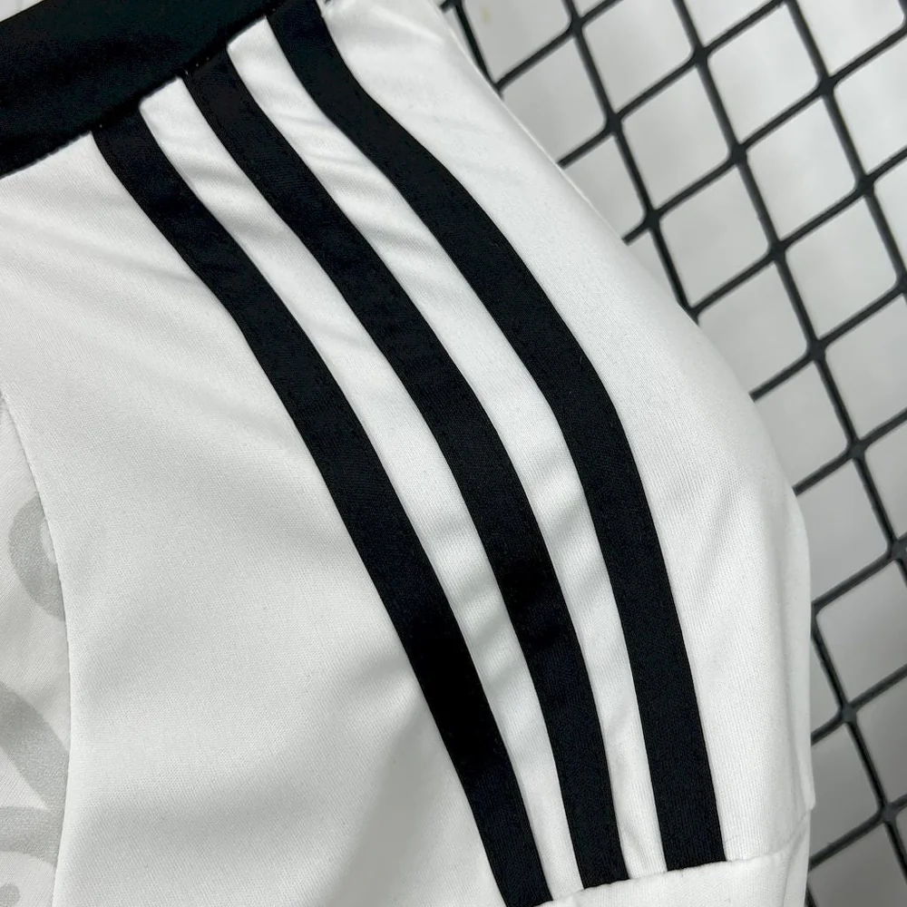 Benfica White Eagle Kit 5