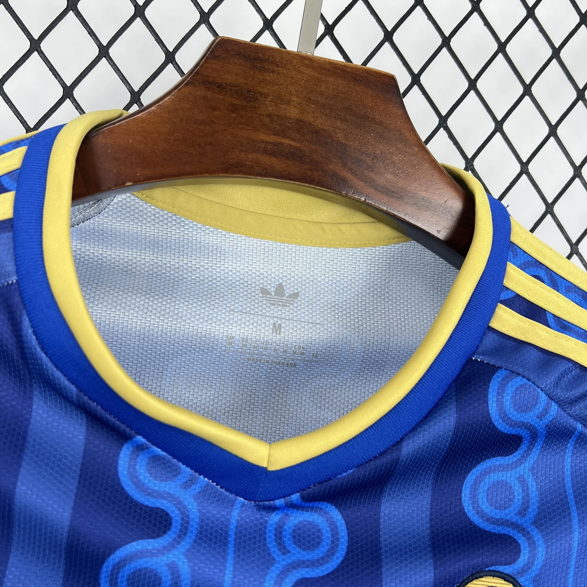 Sweden 2026 Away Kit alternate view