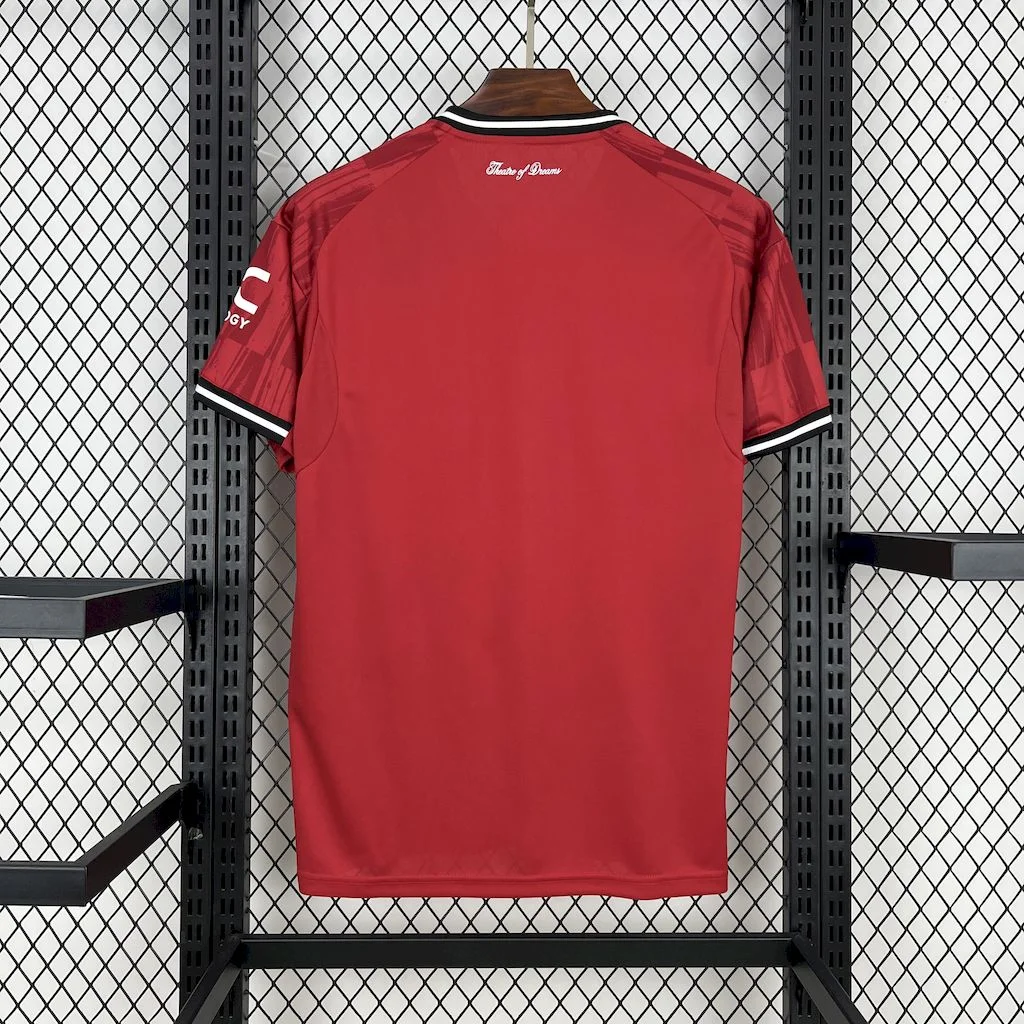 2025/2026 Manchester United Home Football Shirt alternate view