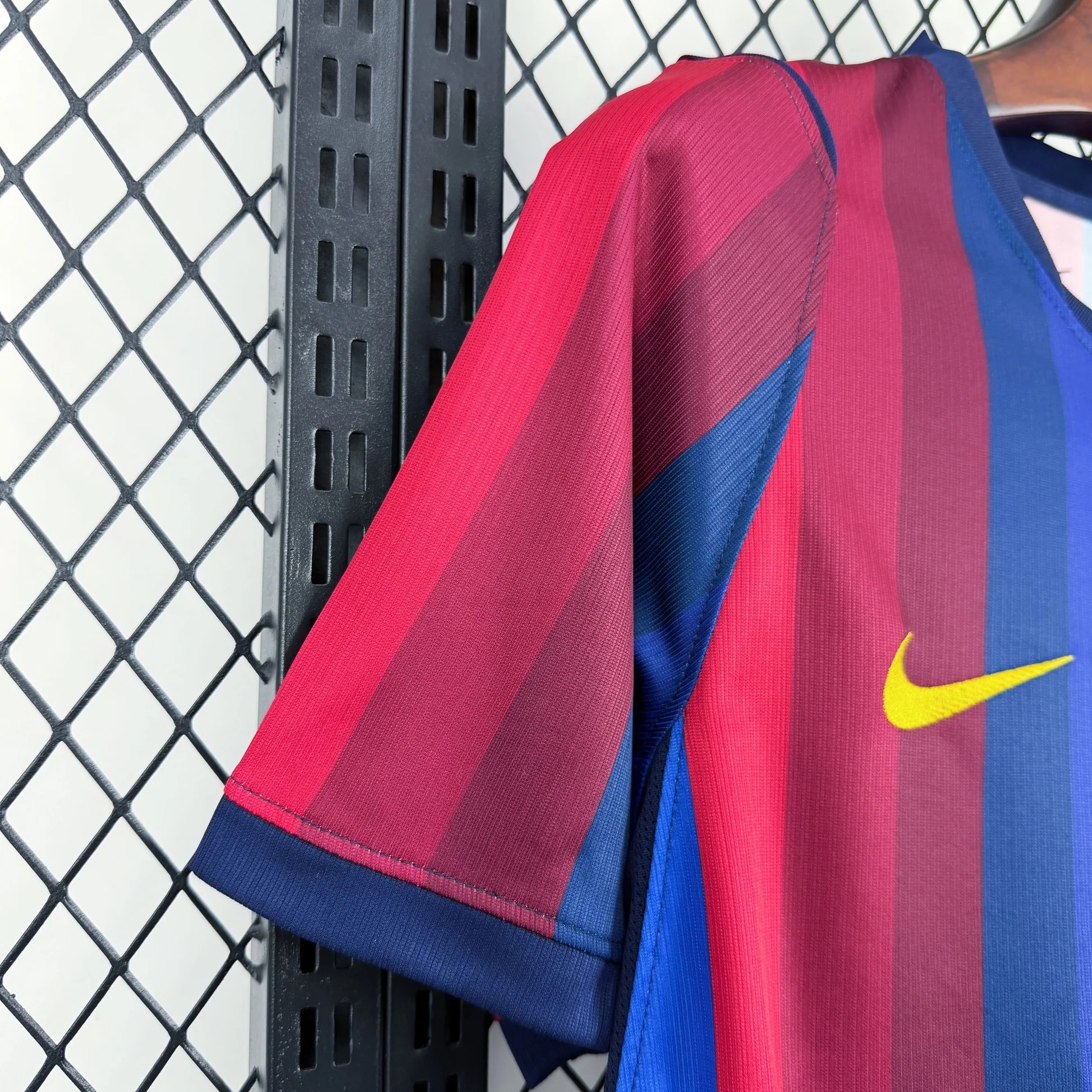 2026/2027 Barcelona Home Football Shirt 4