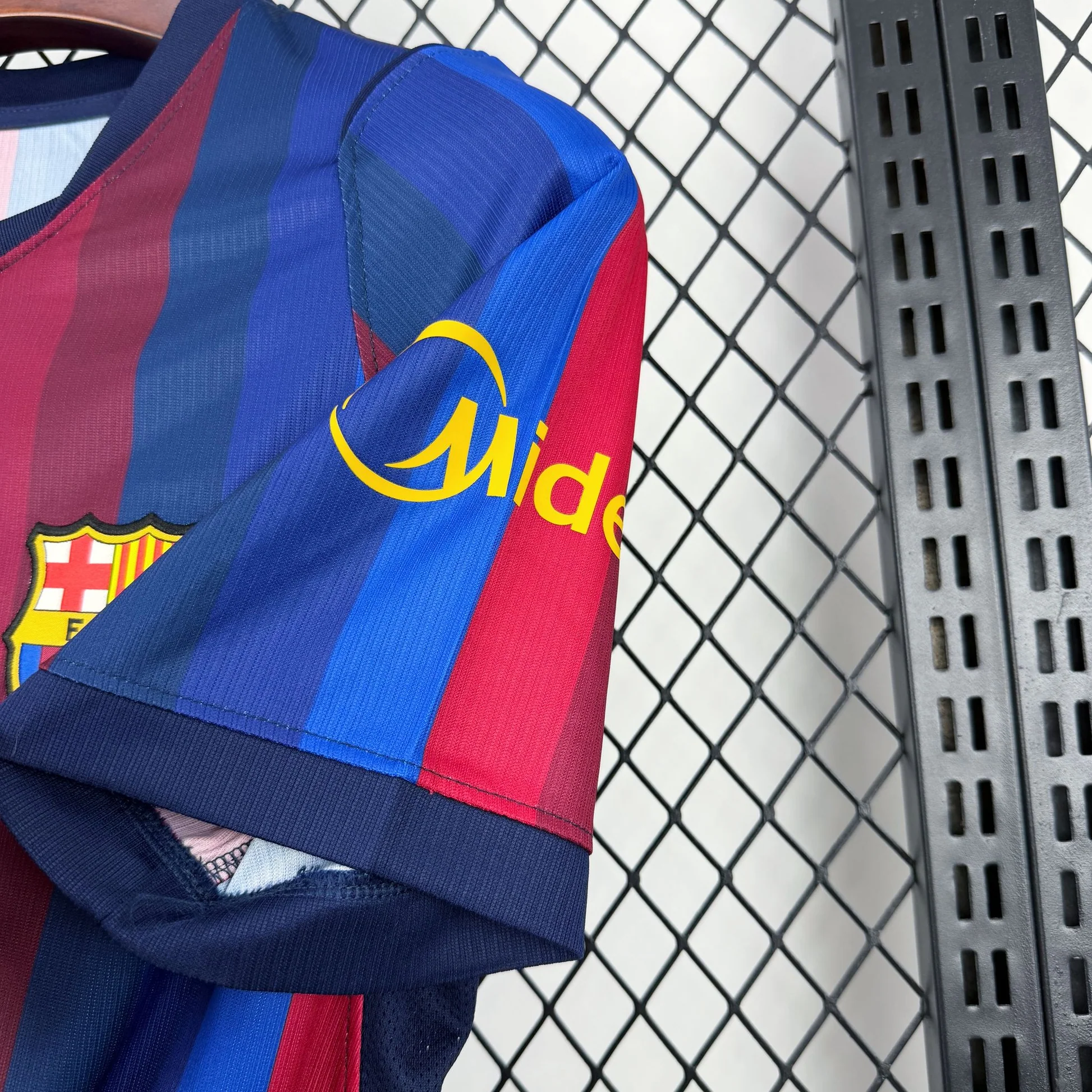 2026/2027 Barcelona Home Football Shirt 6