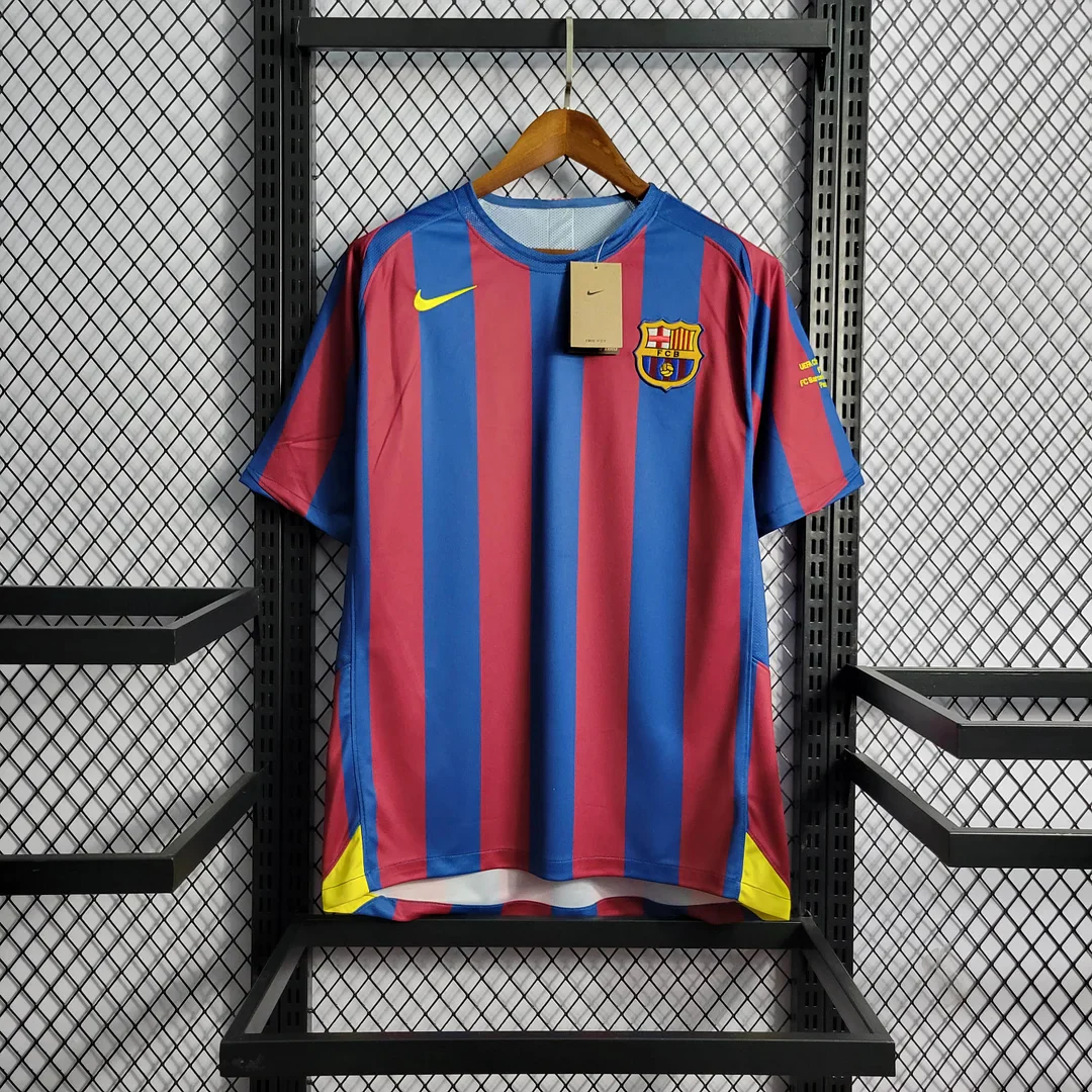 2005/2006 Retro Barcelona Home Football Shirt