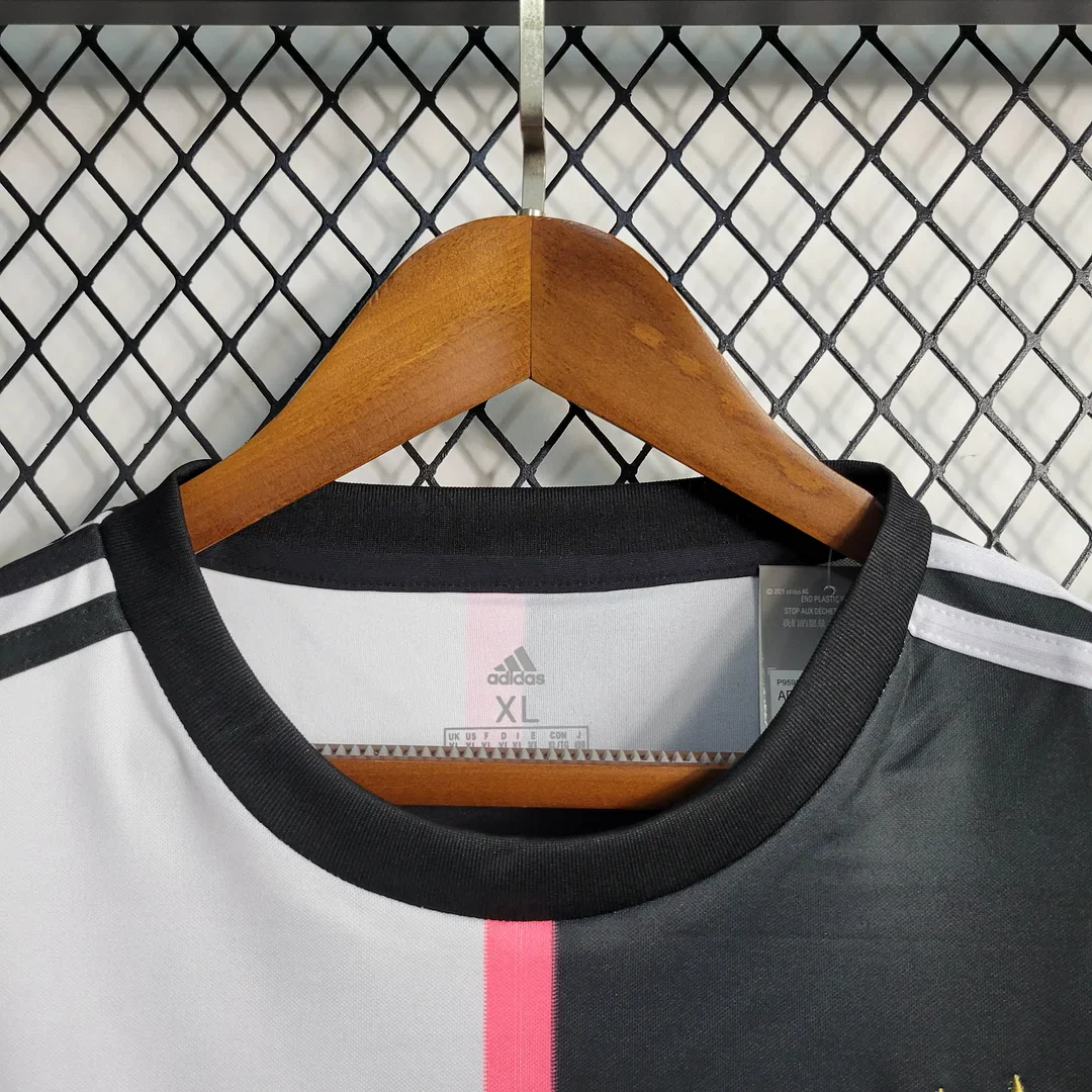 2019/2020 Retro Juventus Football Shirt Home 5