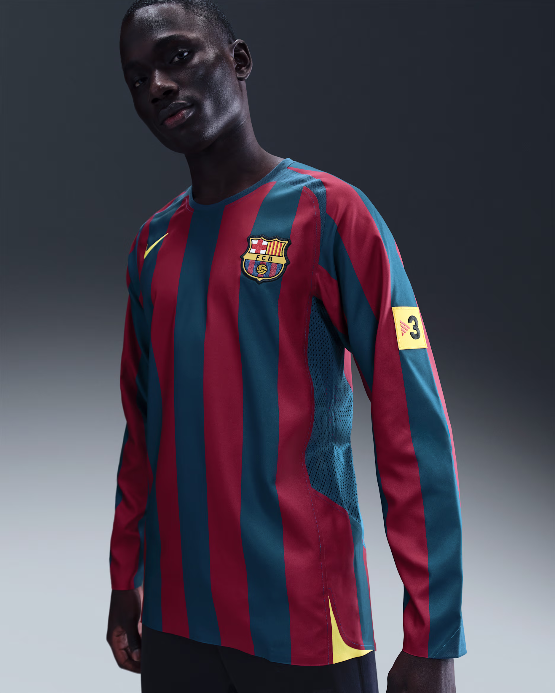 2006/2007 Barcelona Long Sleeve Home Jersey 3