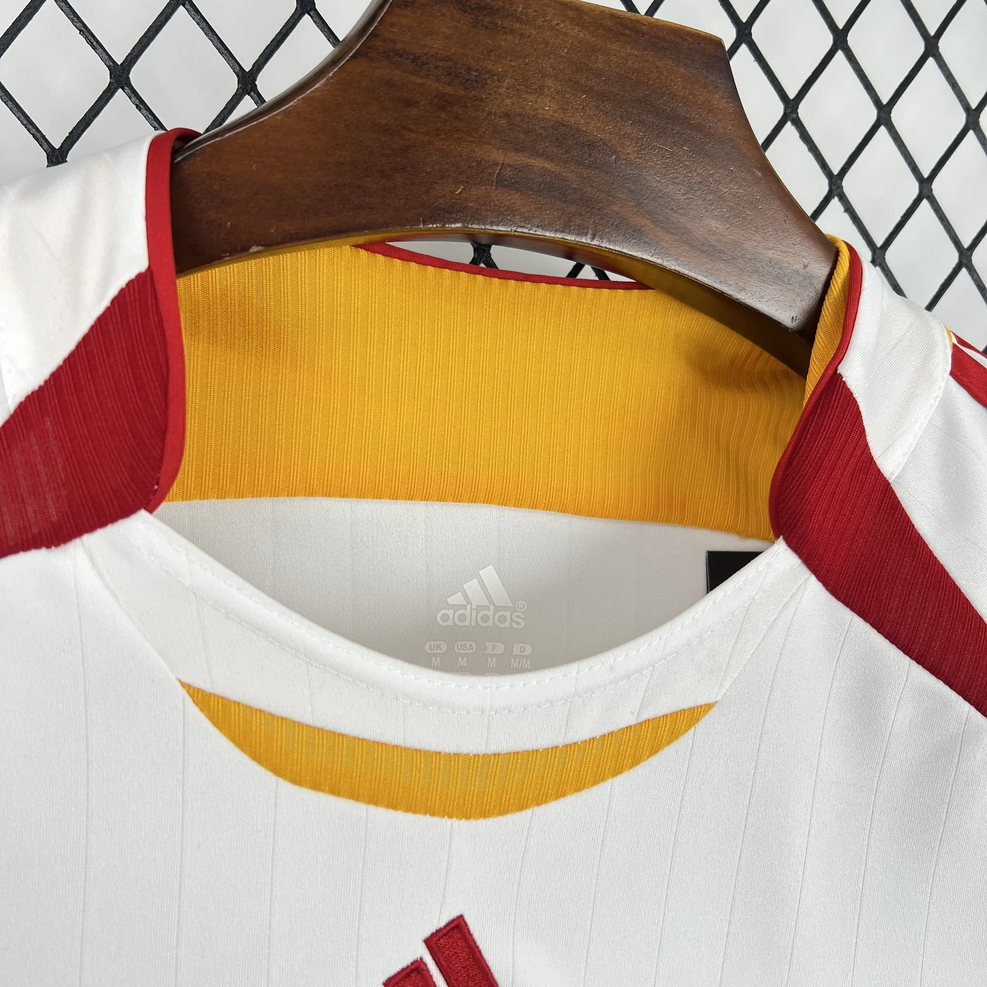2006 Retro Spain Away Football Shirt 4