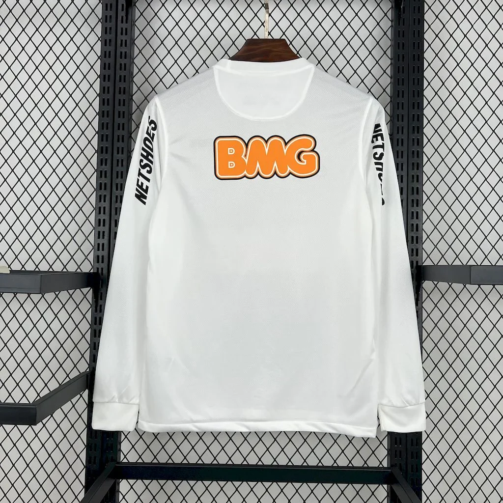 2011/2012 Retro Long Sleeve Santos Away Football Shirt alternate view