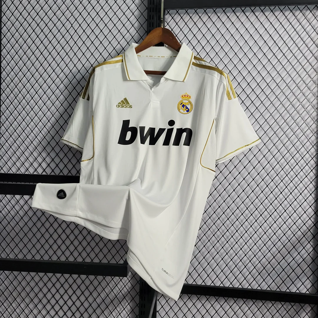 2011/2012 Retro Real Madrid Home alternate view
