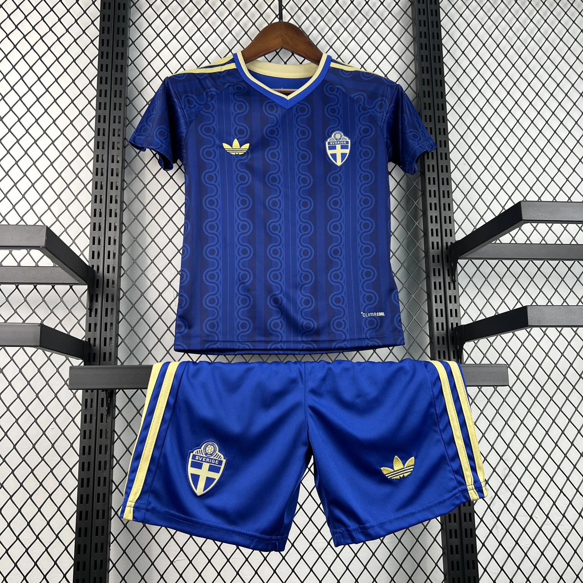 2026 Sweden Away World Cup Football Jersey Kids Size 3