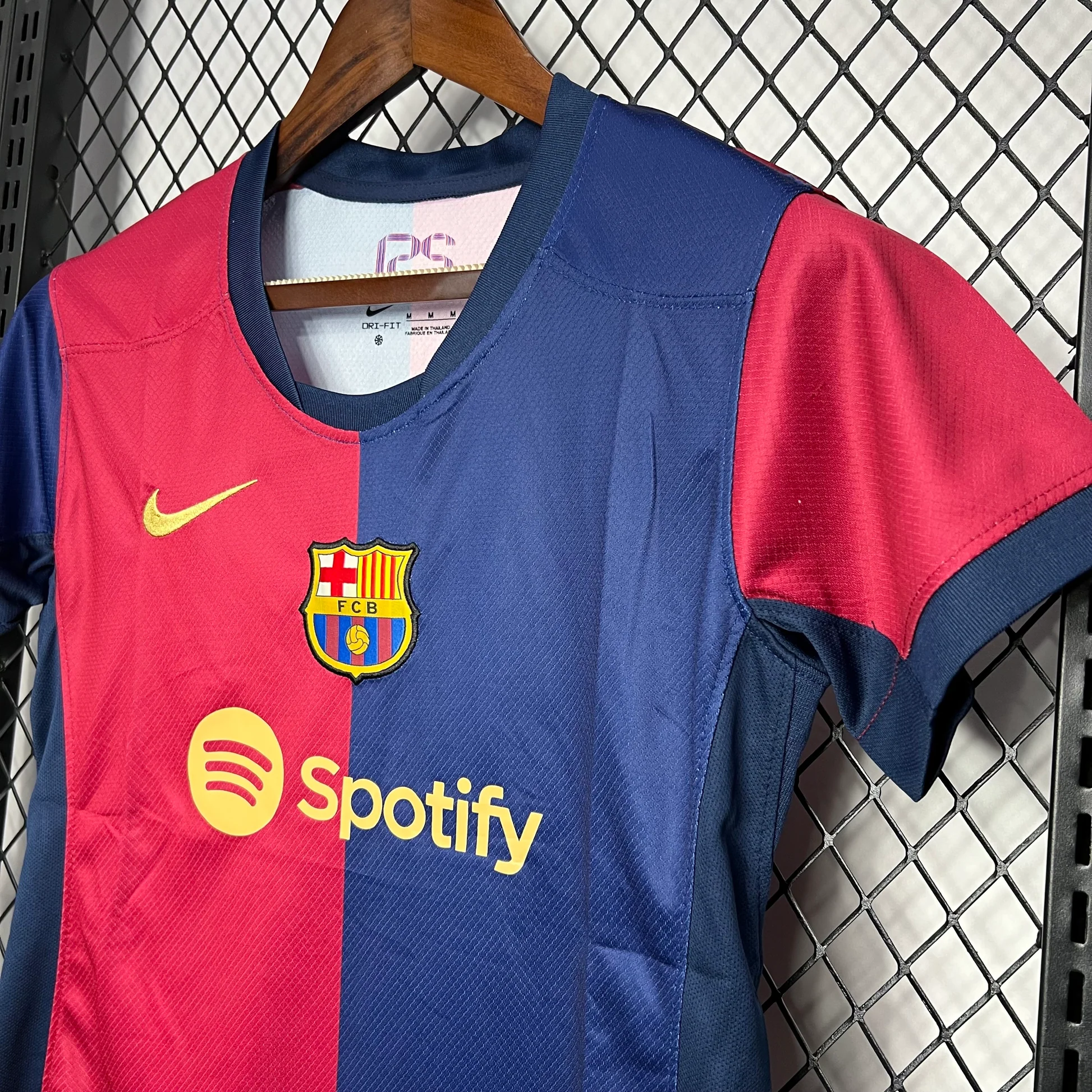 Womens 2024/2025 Barcelona Home Football Shirt 3